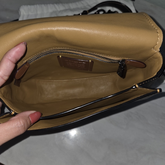 Coach Glovetanned Leather Black Saddle Bag Crossbody - Picture 9 of 13